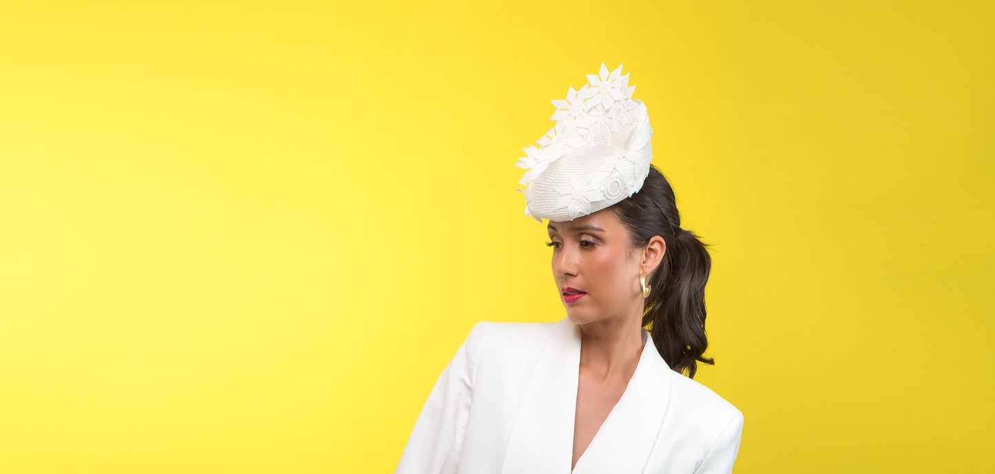 Lace Trimmed Beret in White