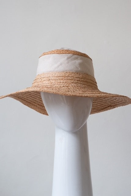 Raffia Brimmed Travel Hat in Natural