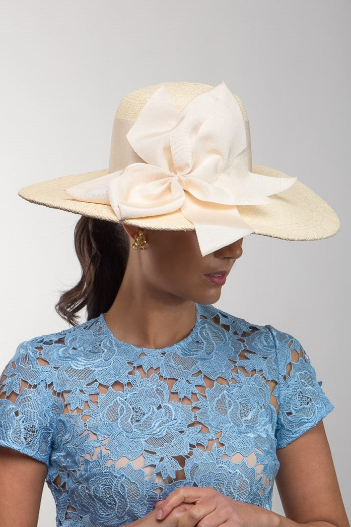 Wide Brimmed Panama Hat in Natural