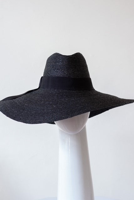 Black Straw Wide Brimmed Braid Hat